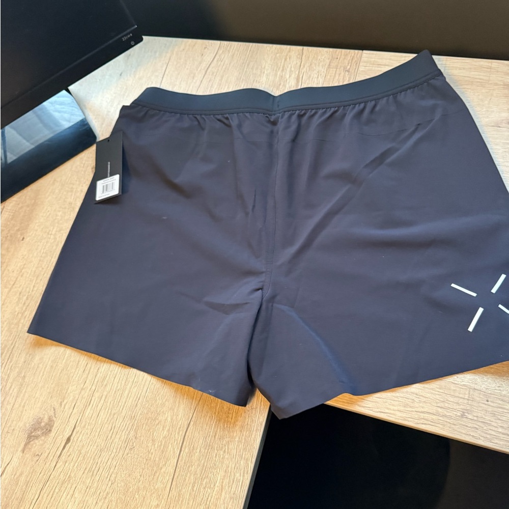 New Ten Thousand Interval Short 5 inch Size XL No Liner - Picture 9 of 10